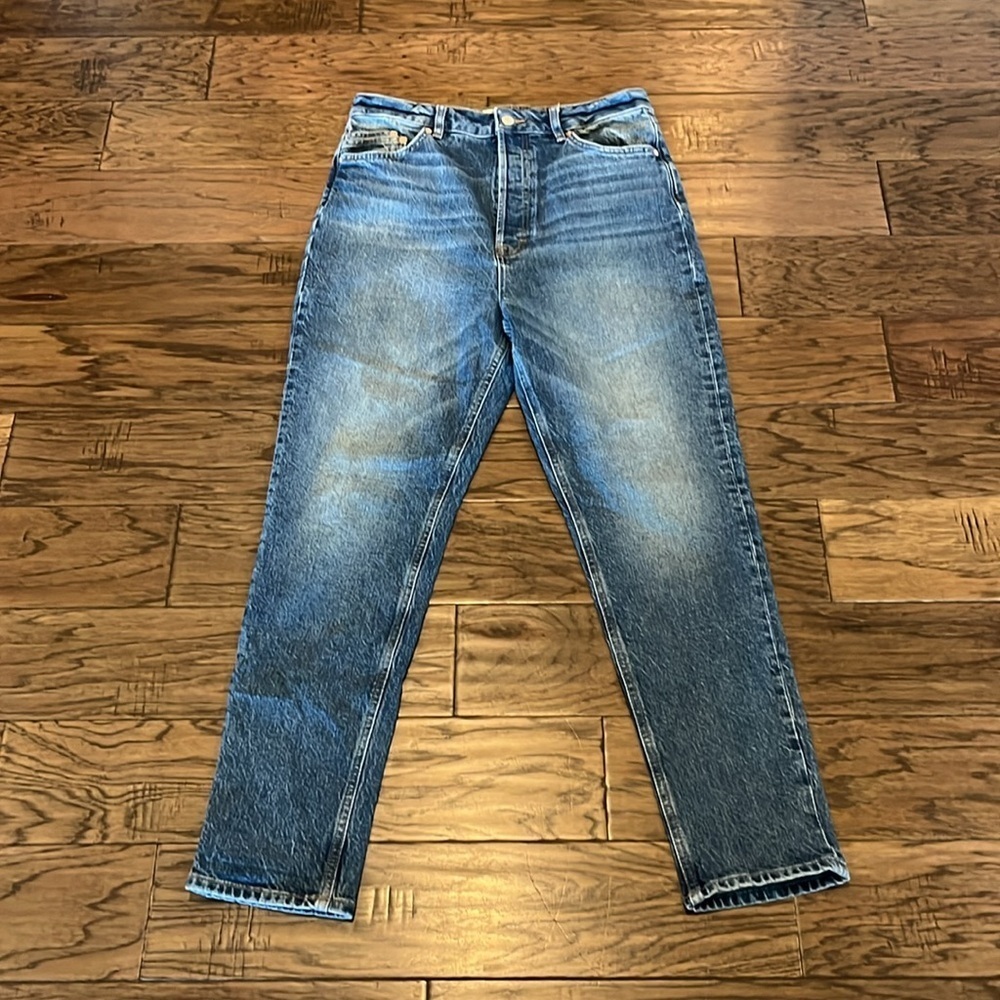 We The Free Straight Leg High Rise Size 31